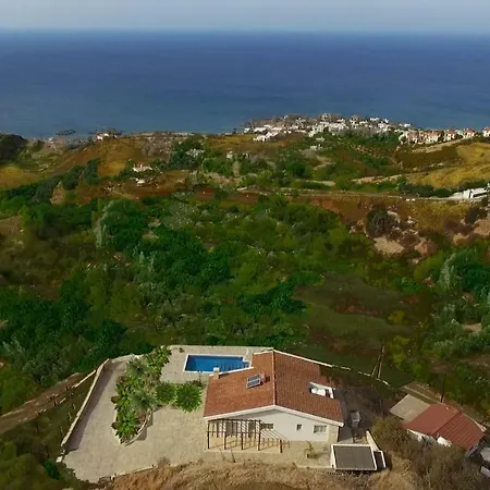 Villa Happy Trails Panoramic