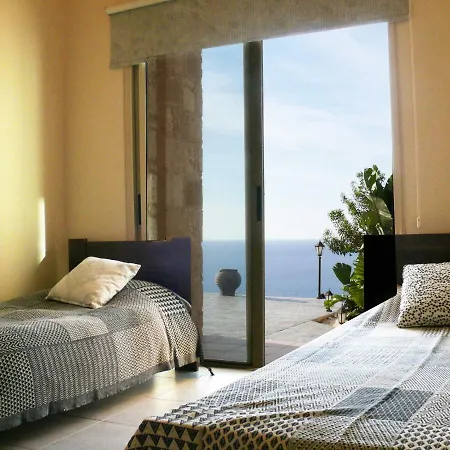 Villa Happy Trails Panoramic Pomos